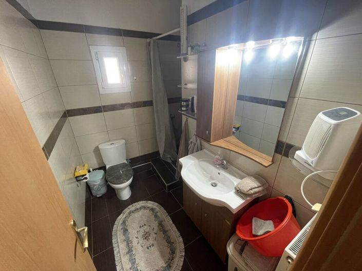 Image No.18-4 Bed Maisonette for sale