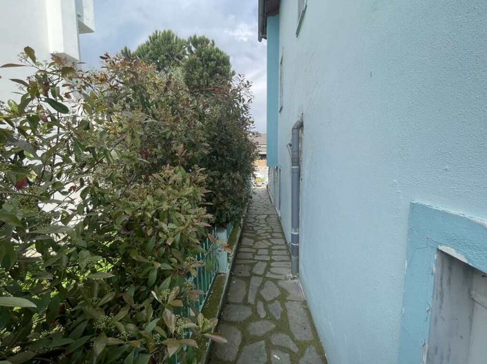 Image No.5-2 Bed Maisonette for sale