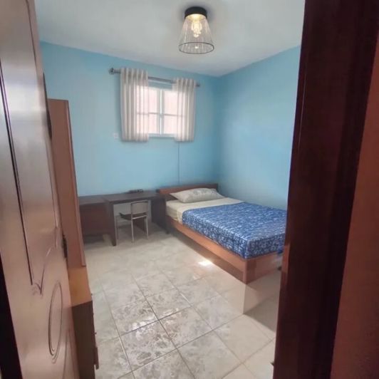 Image No.20-5 Bed Property for sale