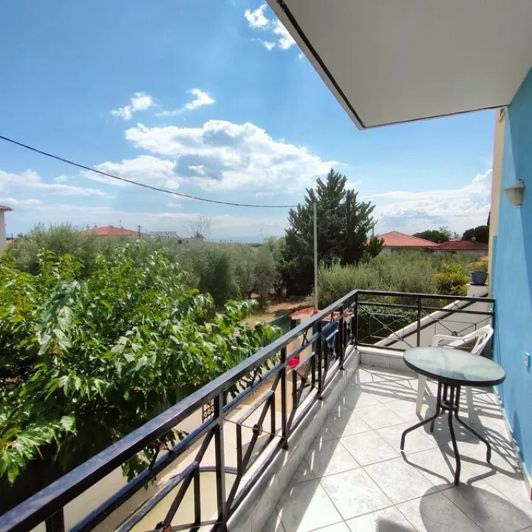 Image No.6-5 Bed Property for sale