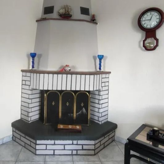 Image No.9-5 Bed Property for sale