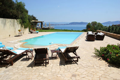 1 - Portocheli, Villa