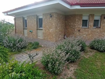 Photo 10 - Cottage 230 m² in Central Macedonia