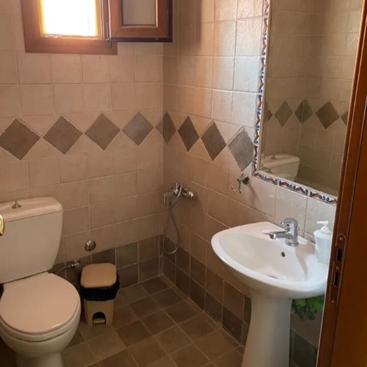 Image No.19-2 Bed Maisonette for sale