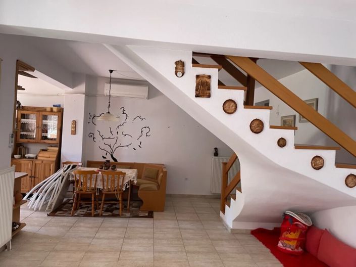 Image No.5-2 Bed Maisonette for sale