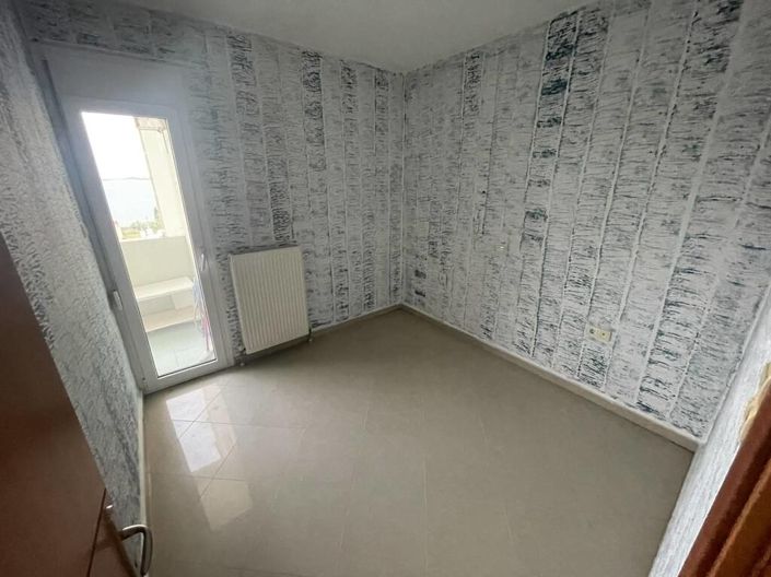 Image No.6-2 Bed Flat for sale