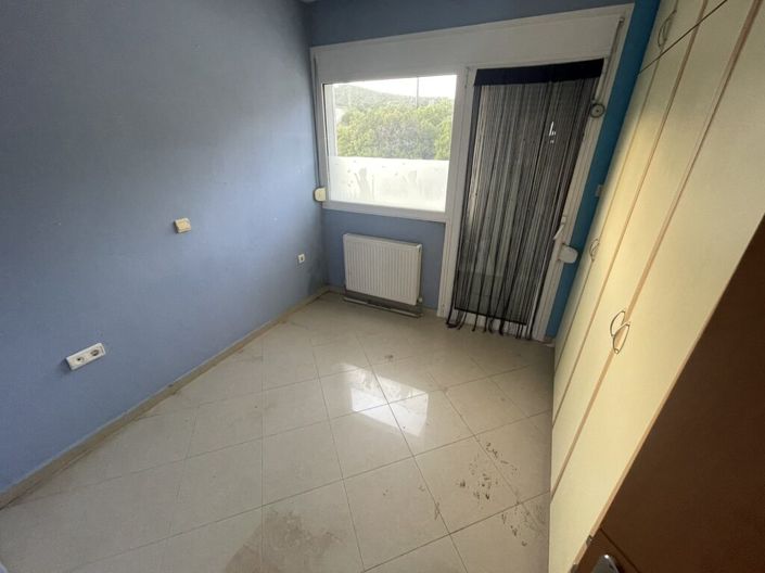 Image No.7-2 Bed Flat for sale