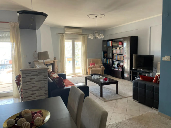 Image No.5-2 Bed Flat for sale