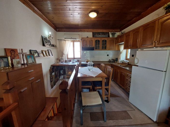 Image No.11-1 Bed Maisonette for sale