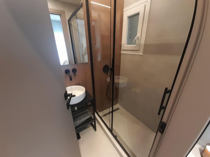 Image No.13-2 Bed Flat for sale