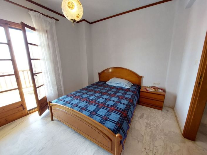 Image No.17-3 Bed Maisonette for sale