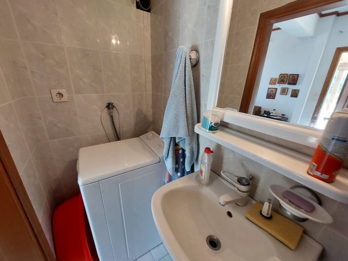 Image No.25-3 Bed Maisonette for sale