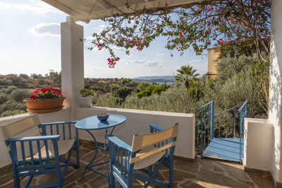 1 - Portocheli, Property