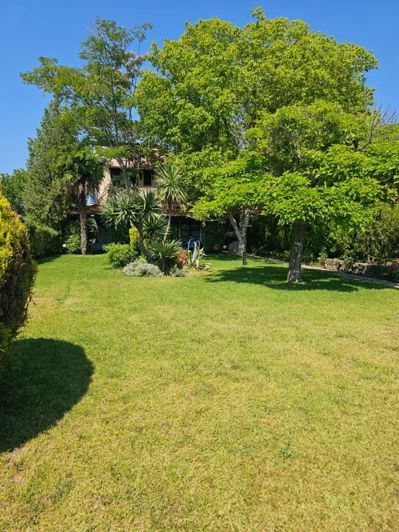 Image No.1-1 Bed Property for sale