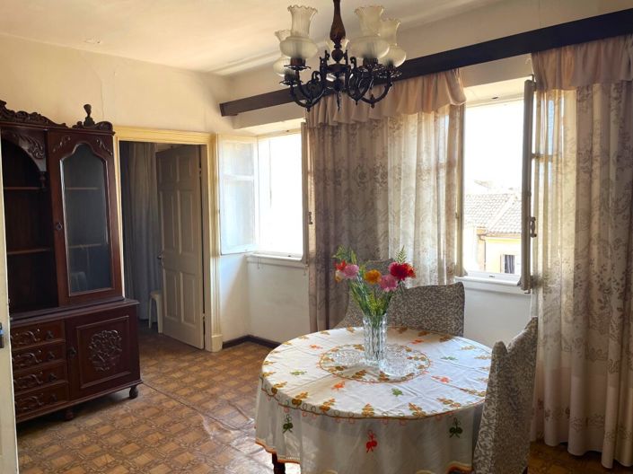 Image No.8-2 Bed Flat for sale