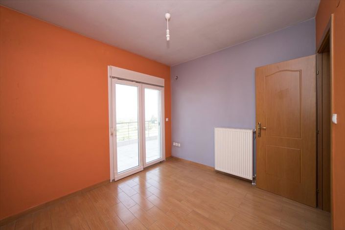 Image No.29-4 Bed Maisonette for sale