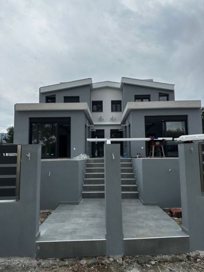 Image No.2-2 Bed Maisonette for sale