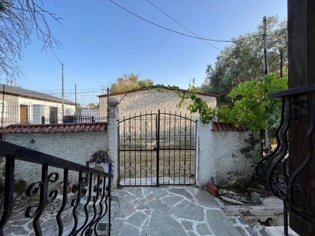 Image No.23-4 Bed Property for sale