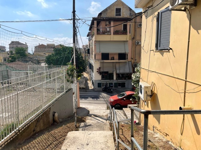 Image No.24-1 Bed Flat for sale