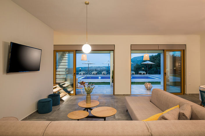 Image No.8-5 Bed Villa for sale