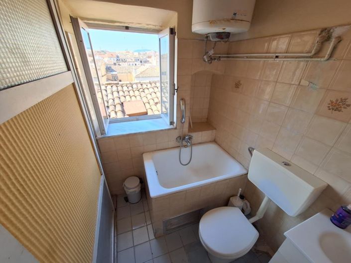 Image No.12-1 Bed Flat for sale