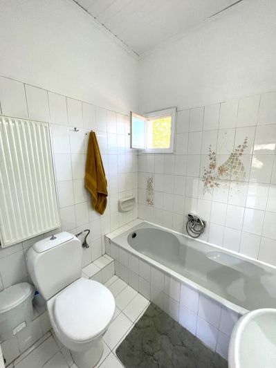 Image No.26-2 Bed Property for sale