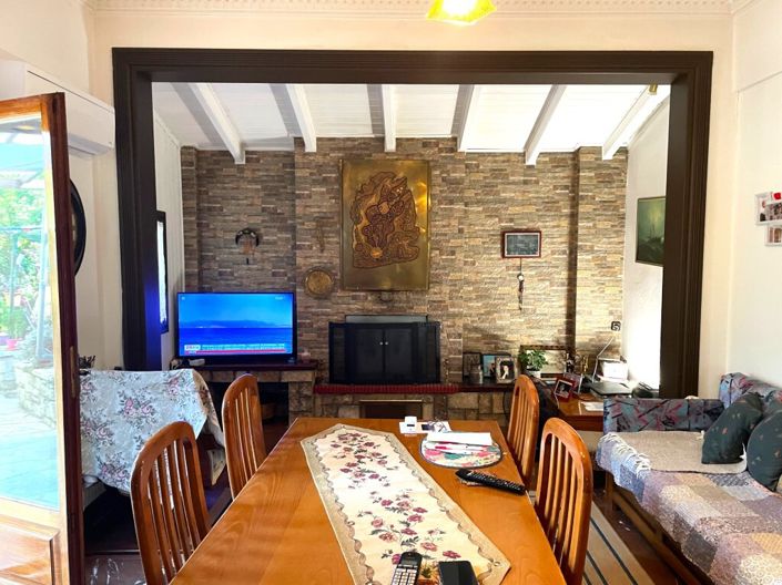 Image No.11-3 Bed Flat for sale