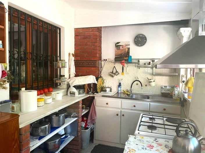 Image No.18-3 Bed Flat for sale