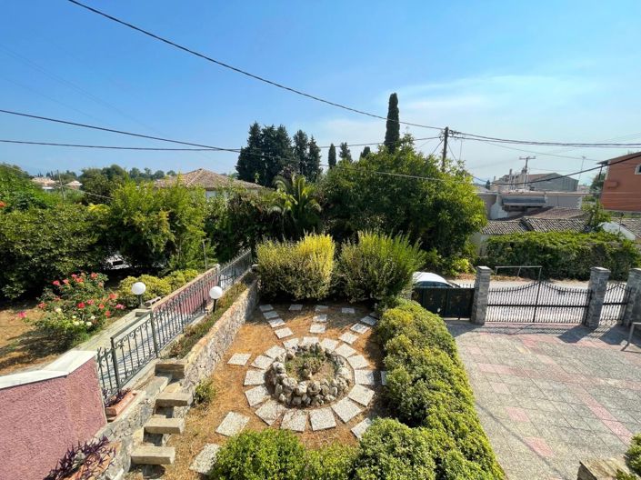 Image No.24-3 Bed Flat for sale