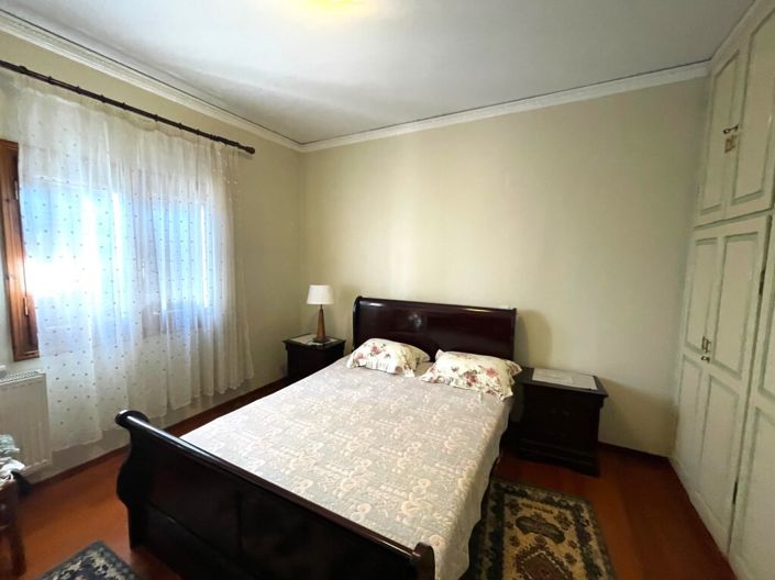 Image No.26-3 Bed Flat for sale