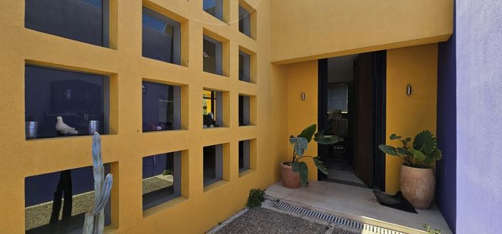 Image No.10-2 Bed Villa for sale