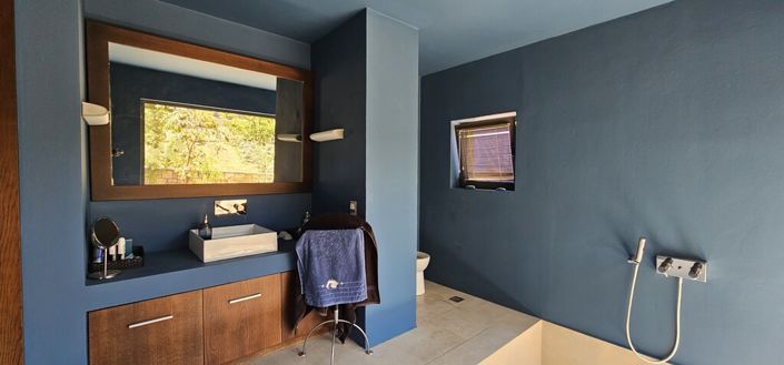 Image No.20-2 Bed Villa for sale