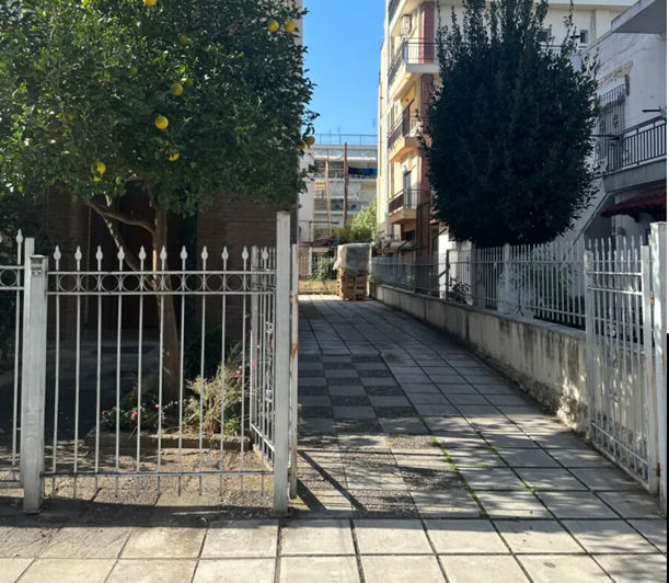 Image No.26-2 Bed Flat for sale