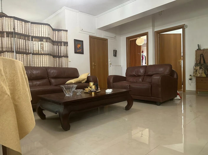 Image No.4-2 Bed Flat for sale