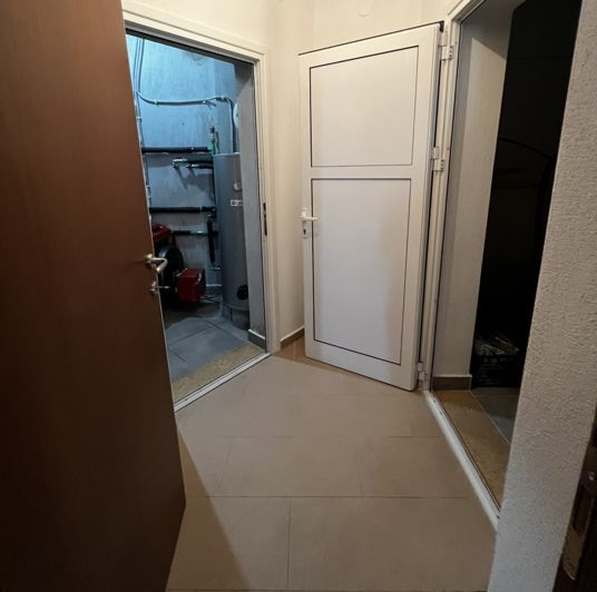 Image No.12-2 Bed Property for sale