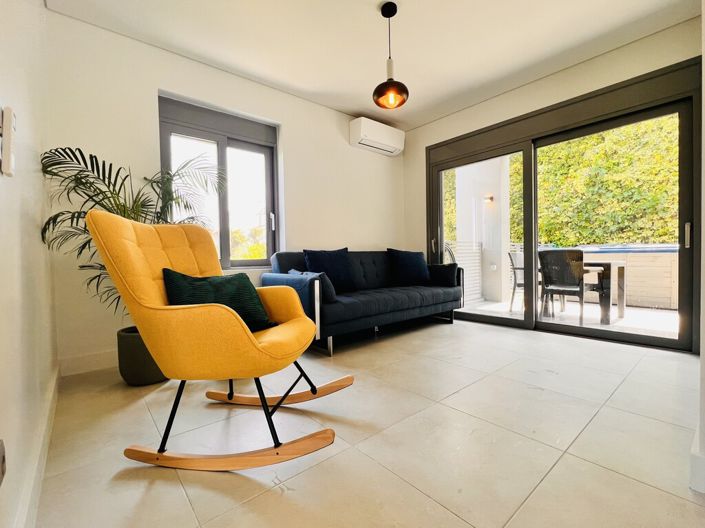 Image No.12-4 Bed Maisonette for sale