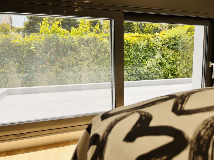 Image No.22-4 Bed Maisonette for sale