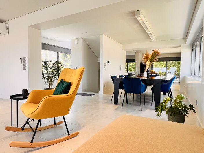 Image No.7-4 Bed Maisonette for sale