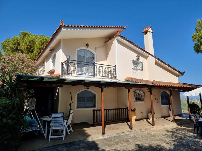 Image No.2-5 Bed Maisonette for sale