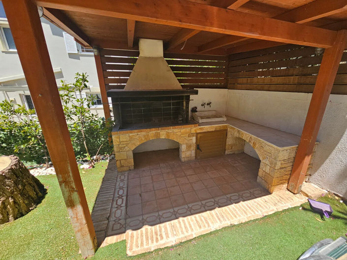 Image No.11-Villa for sale