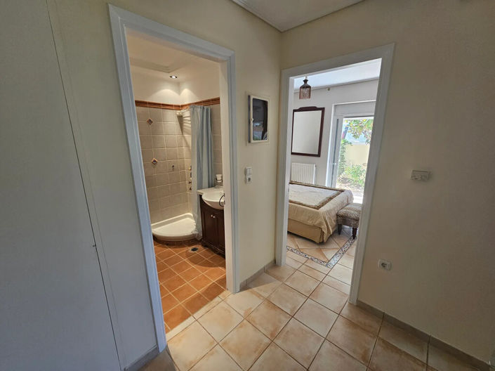 Image No.16-Villa for sale