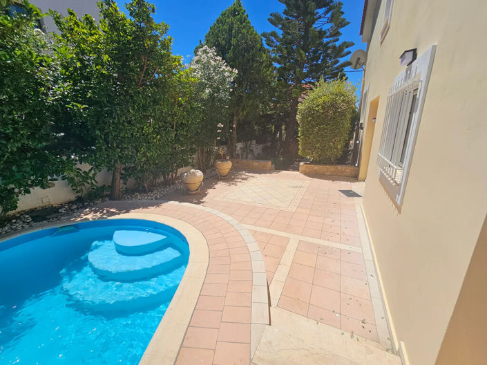 Image No.5-Villa for sale