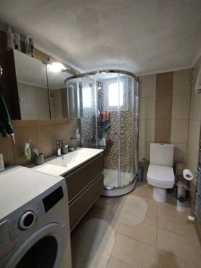 Image No.15-2 Bed Flat for sale