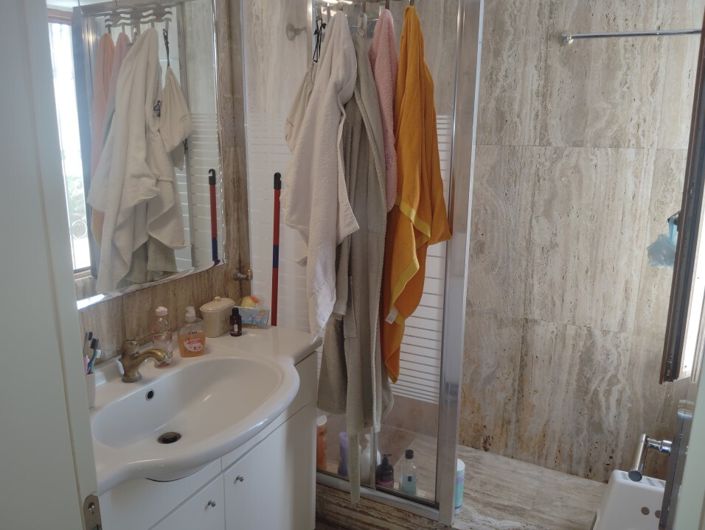 Image No.20-3 Bed Flat for sale