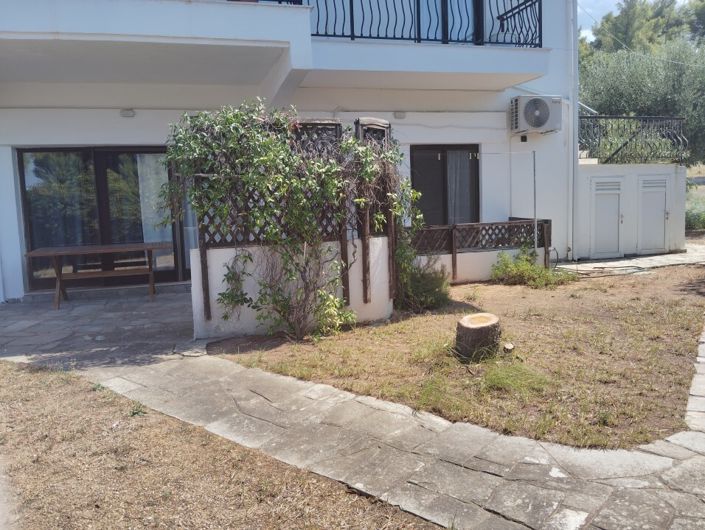 Image No.29-3 Bed Flat for sale