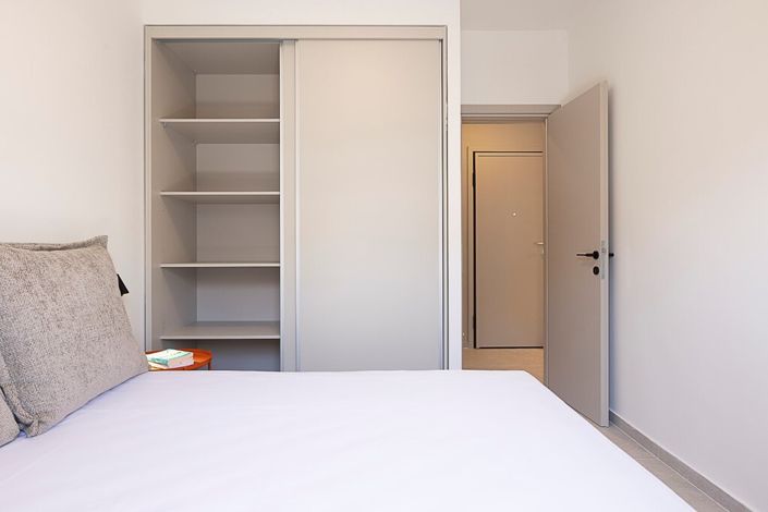 Image No.13-2 Bed Flat for sale