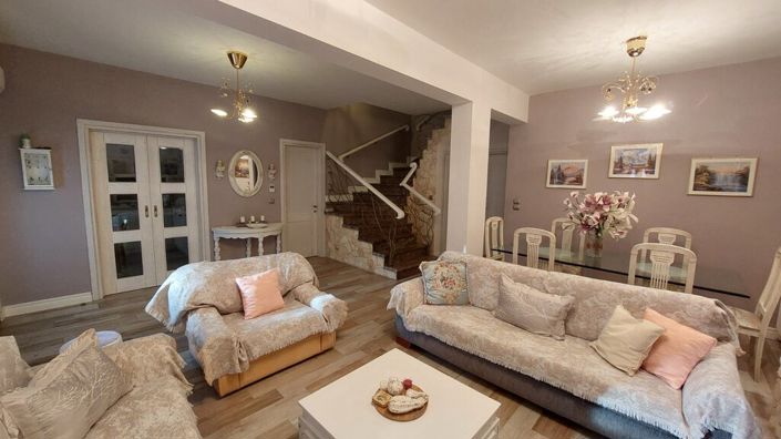 Image No.2-3 Bed Maisonette for sale