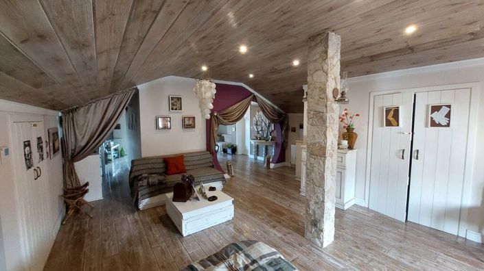 Image No.22-3 Bed Maisonette for sale