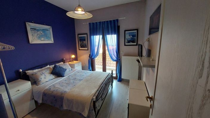 Image No.9-3 Bed Maisonette for sale