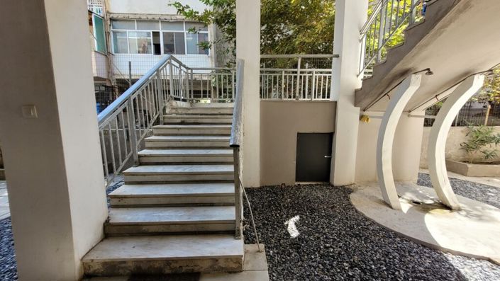 Image No.14-2 Bed Flat for sale